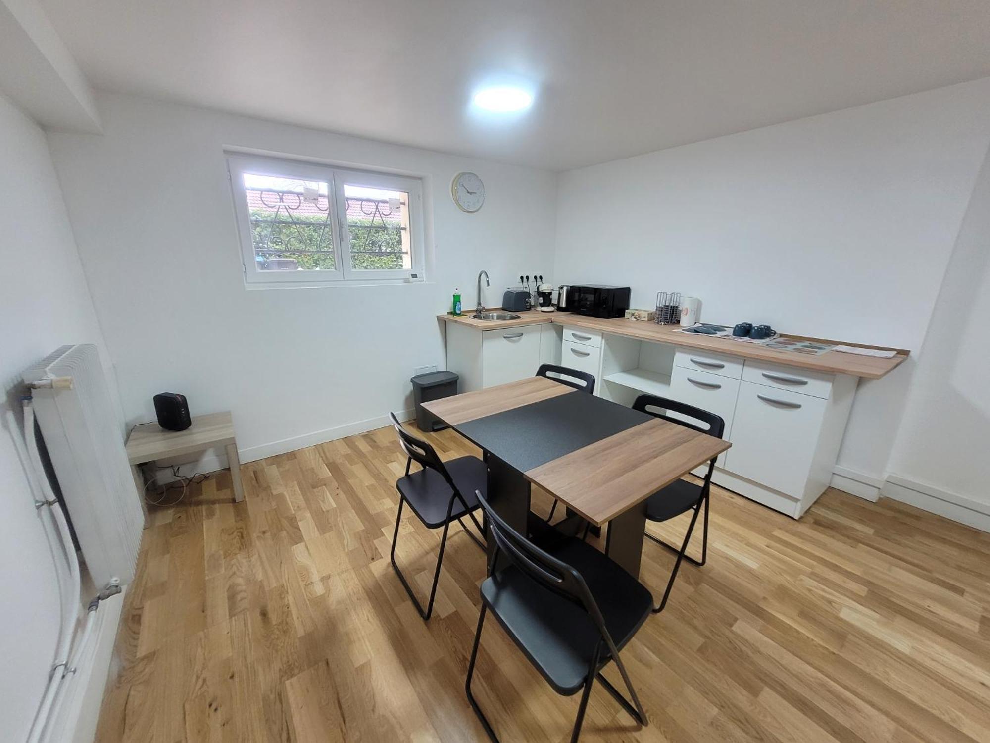 Appartements A Meaux - Proche De Disney Ngoại thất bức ảnh
